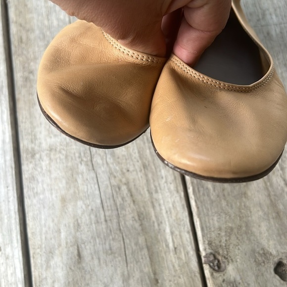 Charleston Shoe Co Women's Tan Leather Ballet Flats Size 6 Made in Mexico - Picture 7 of 9